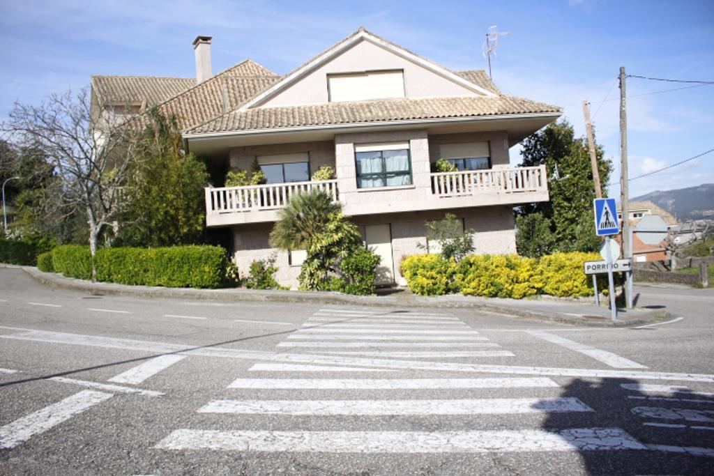 Pension Mosende Porrino Exterior photo